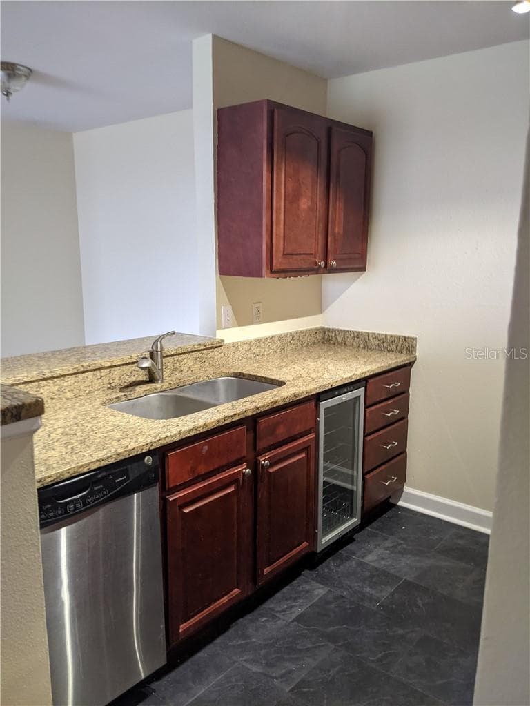 Condominium at ORLANDO, photo 10 of 33