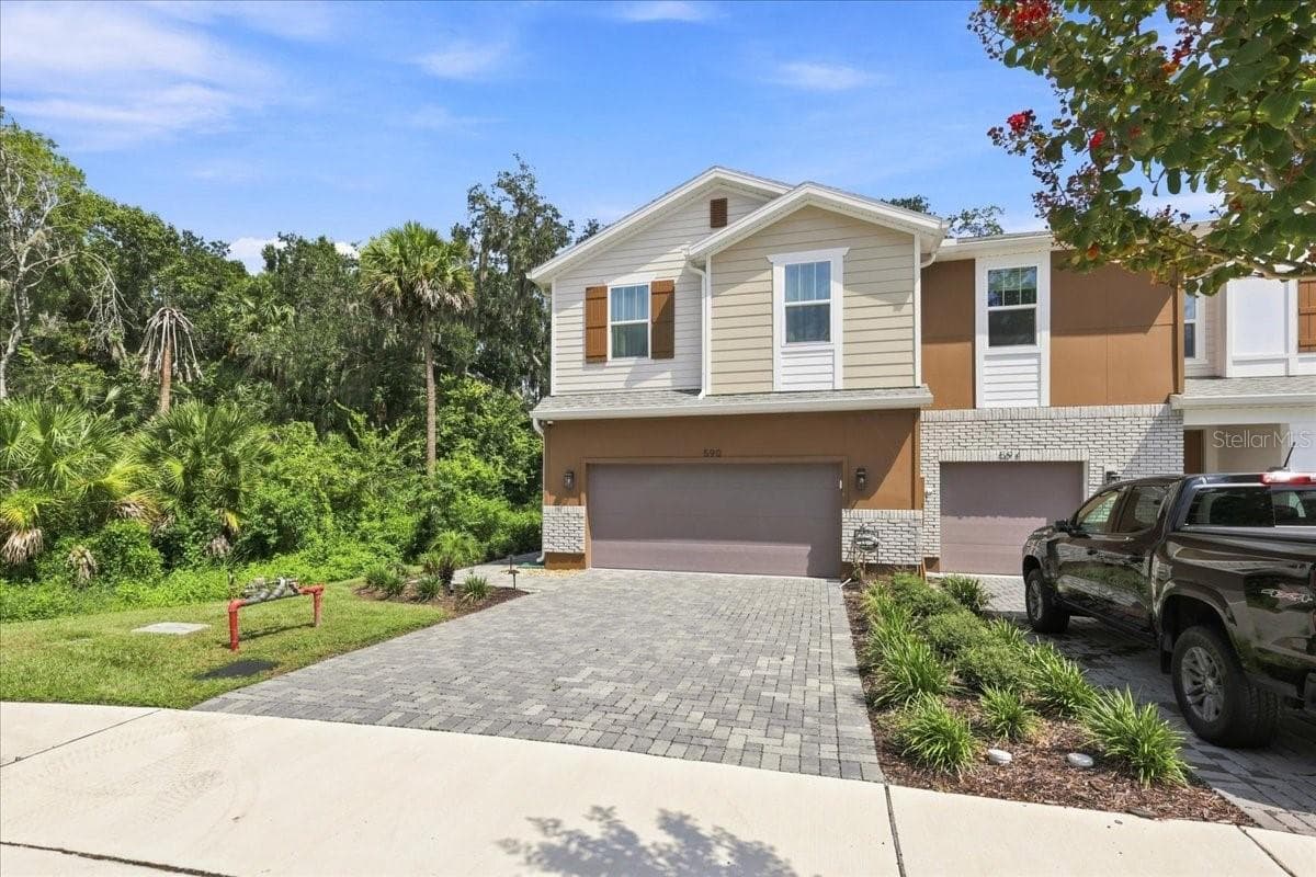 Townhouse at 590 SOUTHERN EDGE WAY, SANFORD, photo 3 of 39
