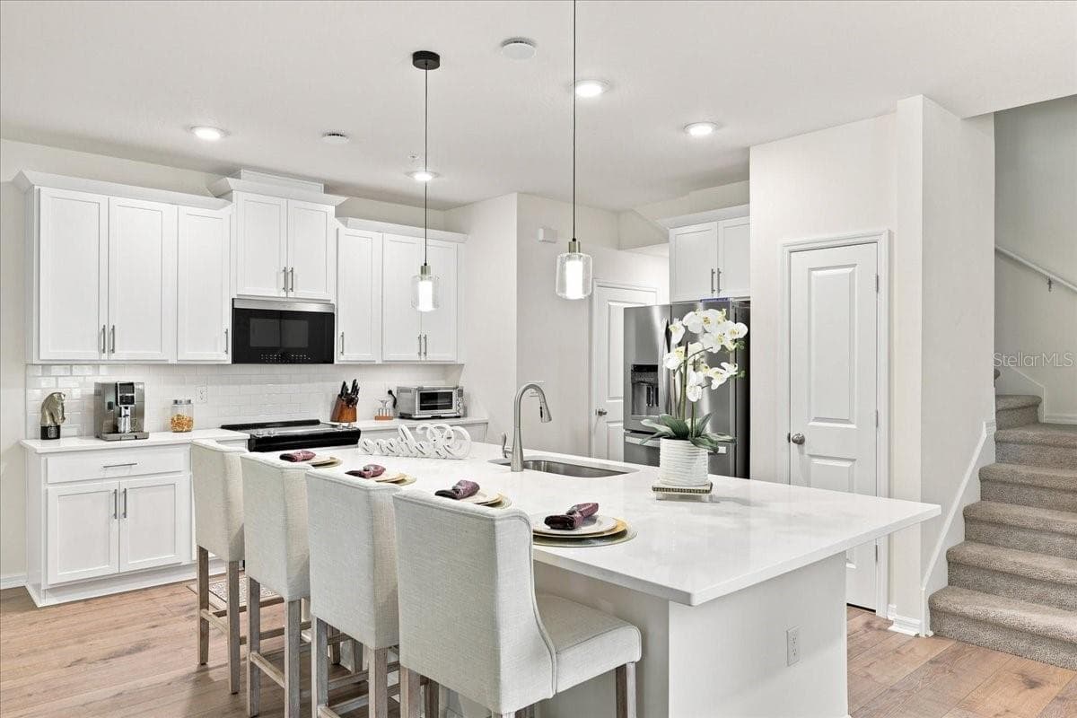 Townhouse at 590 SOUTHERN EDGE WAY, SANFORD, photo 5 of 39