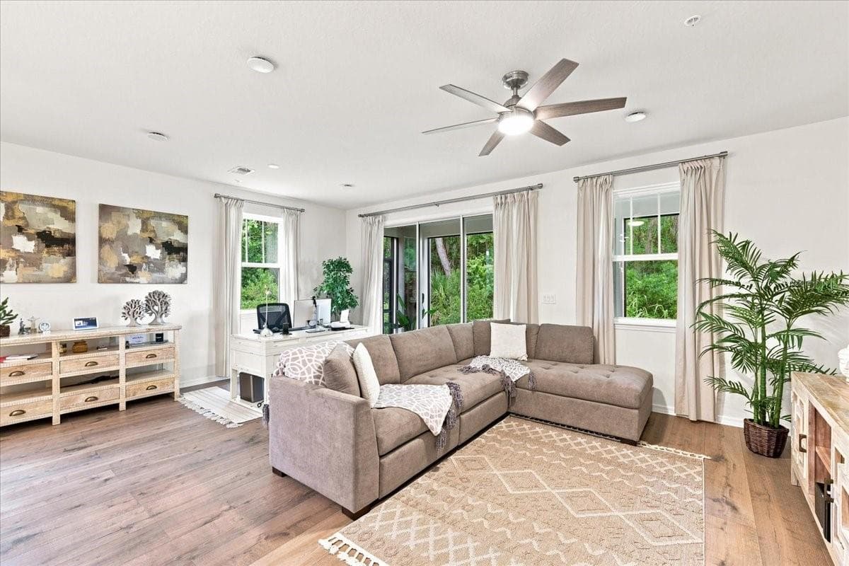 Townhouse at 590 SOUTHERN EDGE WAY, SANFORD, photo 12 of 39