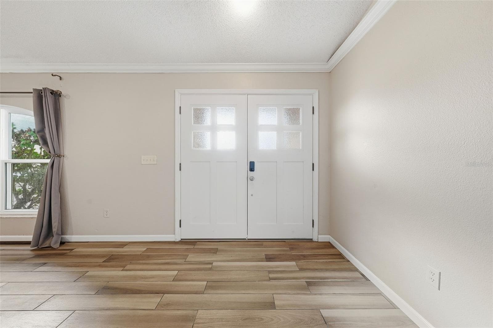 Front door - 236 COUNTRY LAKES CIR, GROVELAND