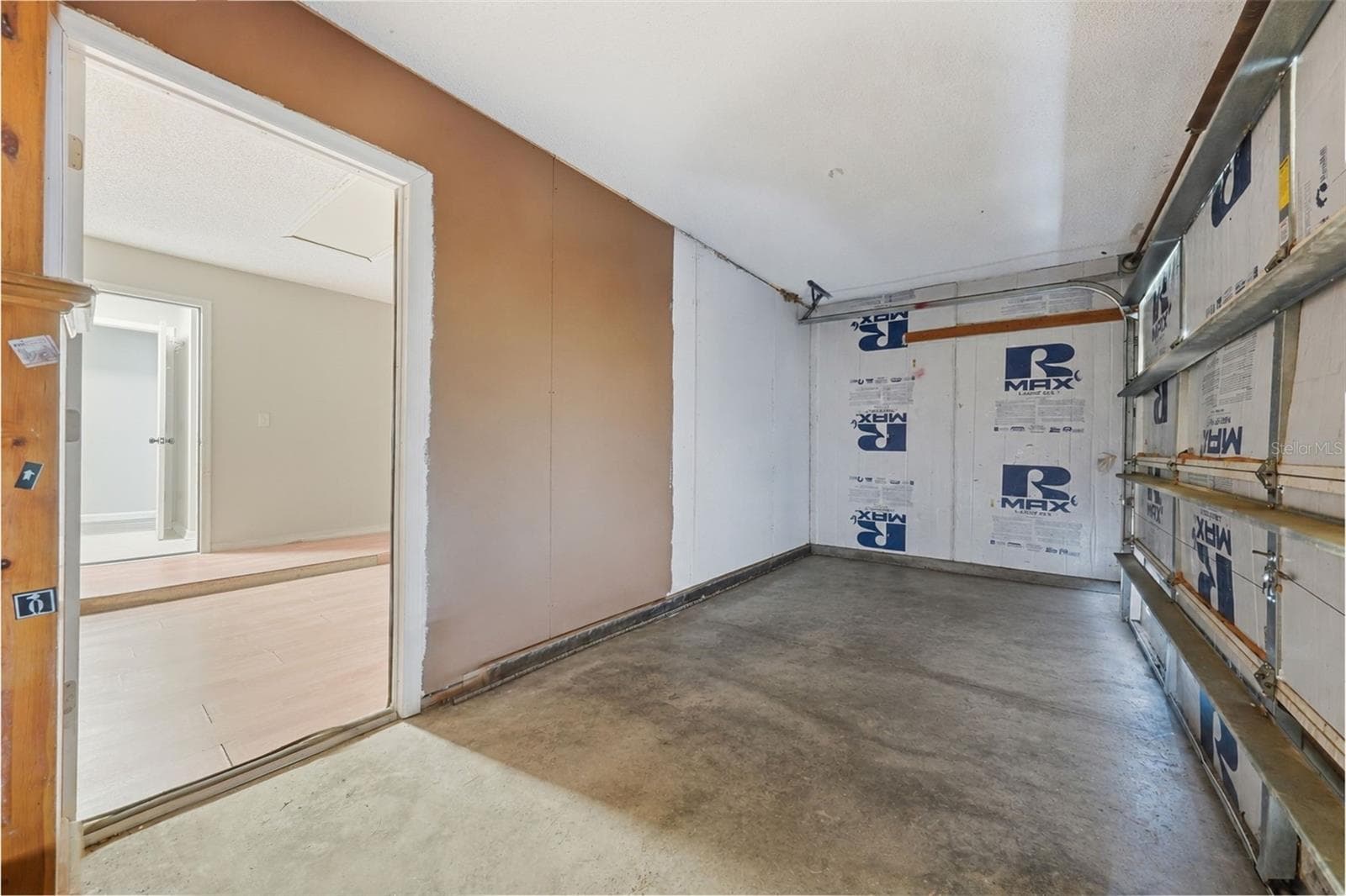 Single Family Residence at 236 COUNTRY LAKES CIR, GROVELAND, photo 32 of 45