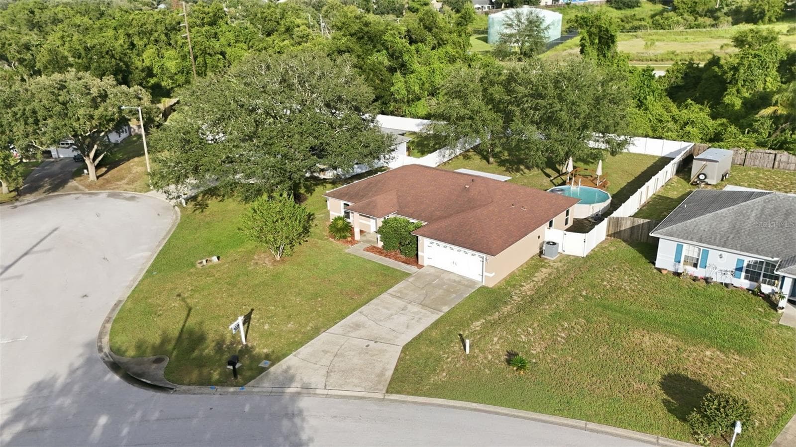 Single Family Residence at 236 COUNTRY LAKES CIR, GROVELAND, photo 42 of 45