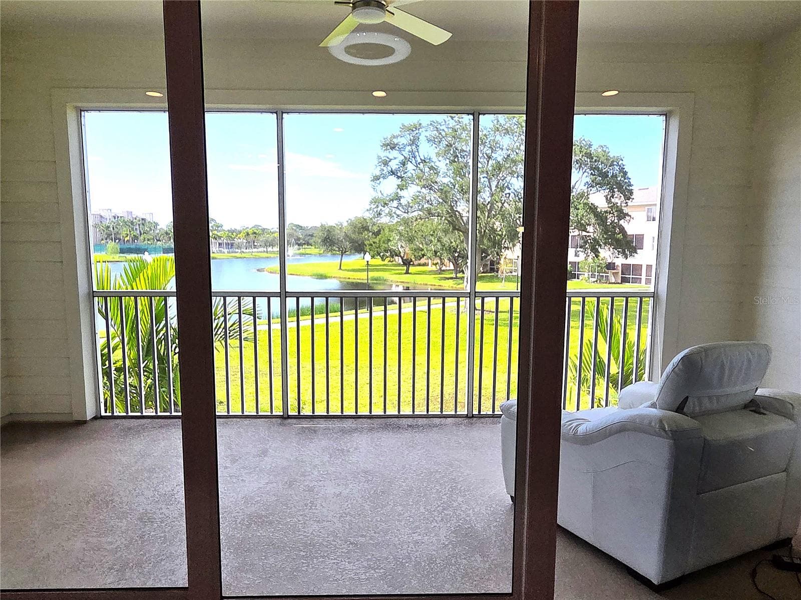 Townhouse at 9939 KEY HAVEN RD, SEMINOLE, photo 10 of 90
