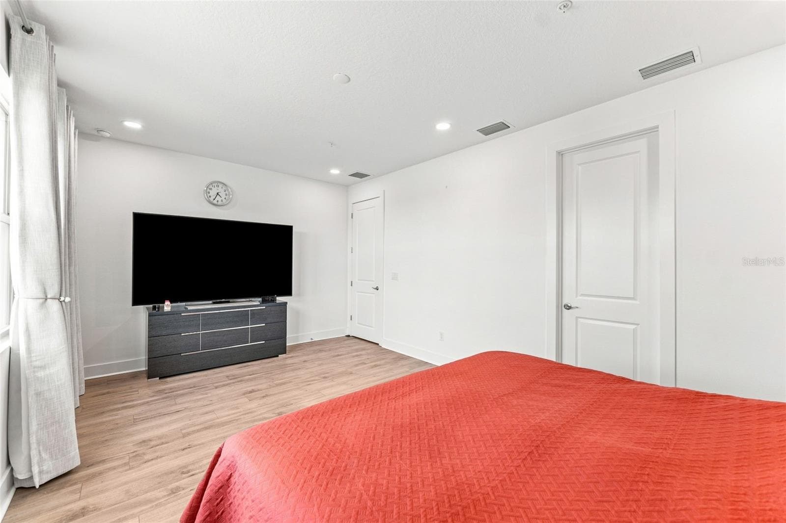 Townhouse at 9939 KEY HAVEN RD, SEMINOLE, photo 19 of 90