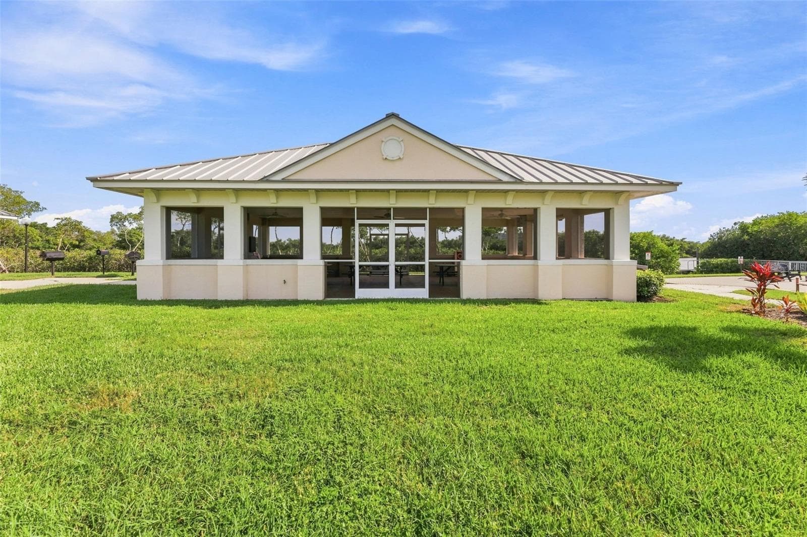 Townhouse at 9939 KEY HAVEN RD, SEMINOLE, photo 58 of 90