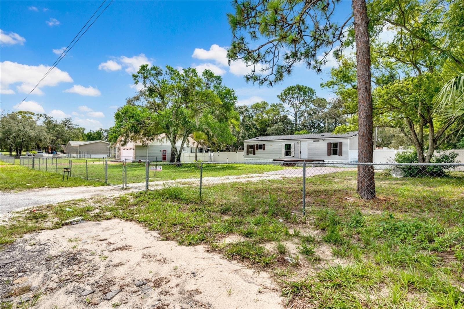 Manufactured Home at 7194 SEALAWN DR, SPRING HILL, photo 6 of 43
