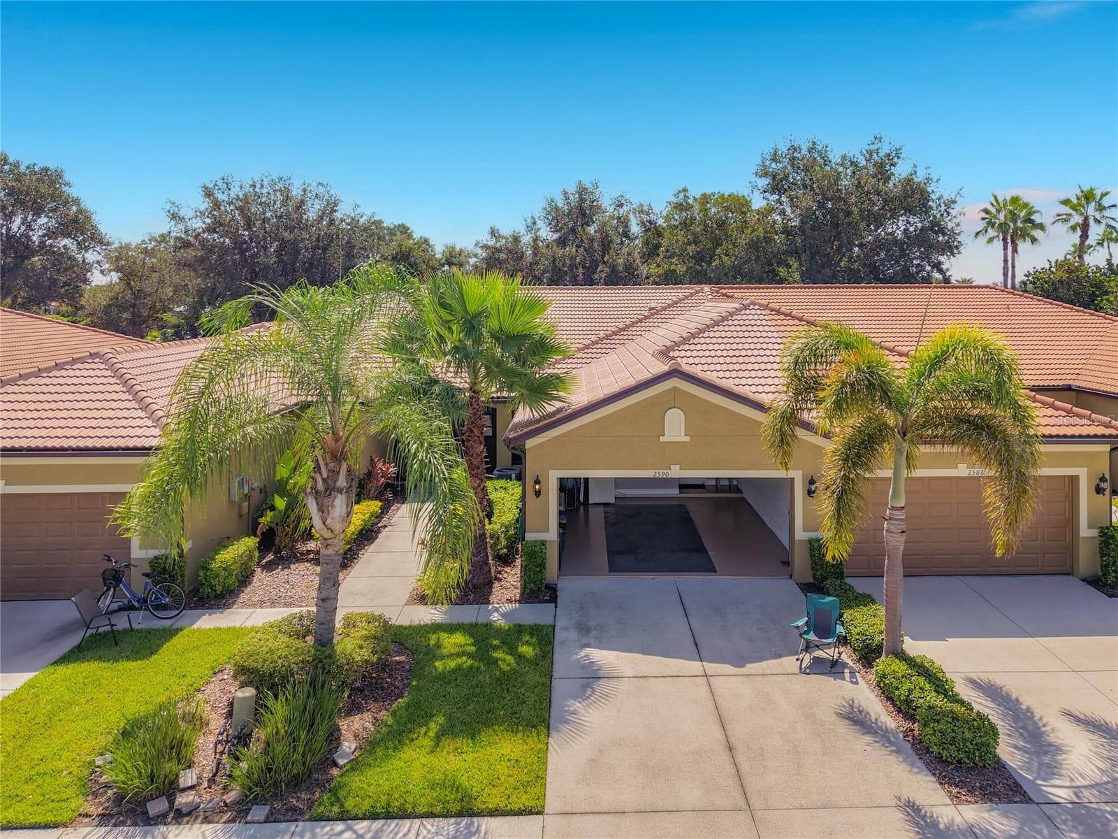 Front of Home - 2590 OSWEGO DR, NORTH PORT
