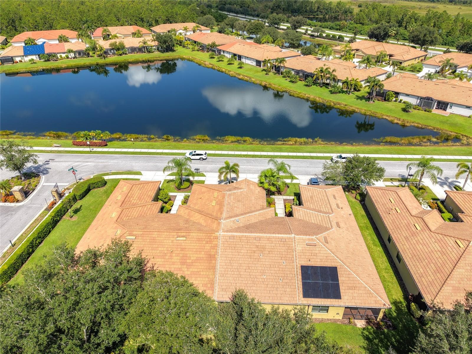 Water Front - 2590 OSWEGO DR, NORTH PORT