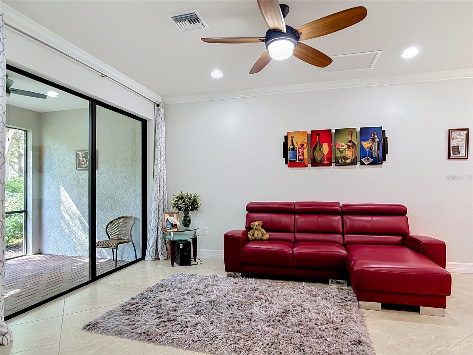Livingroom - 2590 OSWEGO DR, NORTH PORT