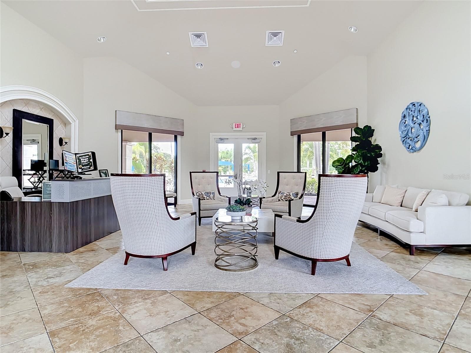 Clun House - 2590 OSWEGO DR, NORTH PORT