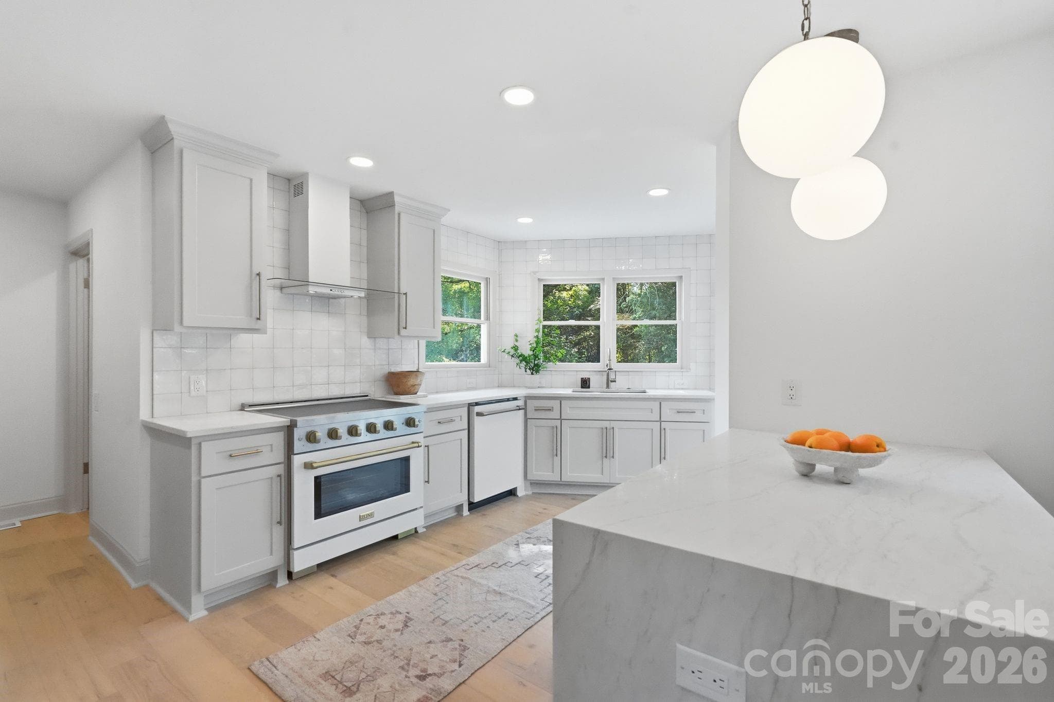 Single Family Residence at 4818 Carmel Road, Charlotte, photo 9 of 41