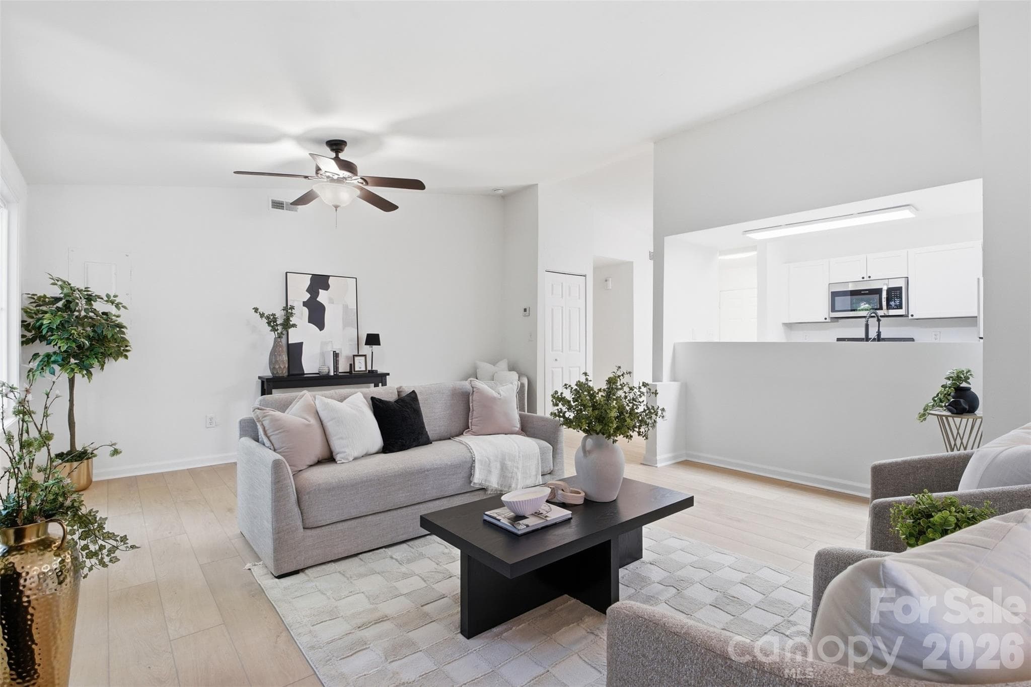 Single Family Residence at 2526 Nickelridge Court, Charlotte, photo 12 of 25
