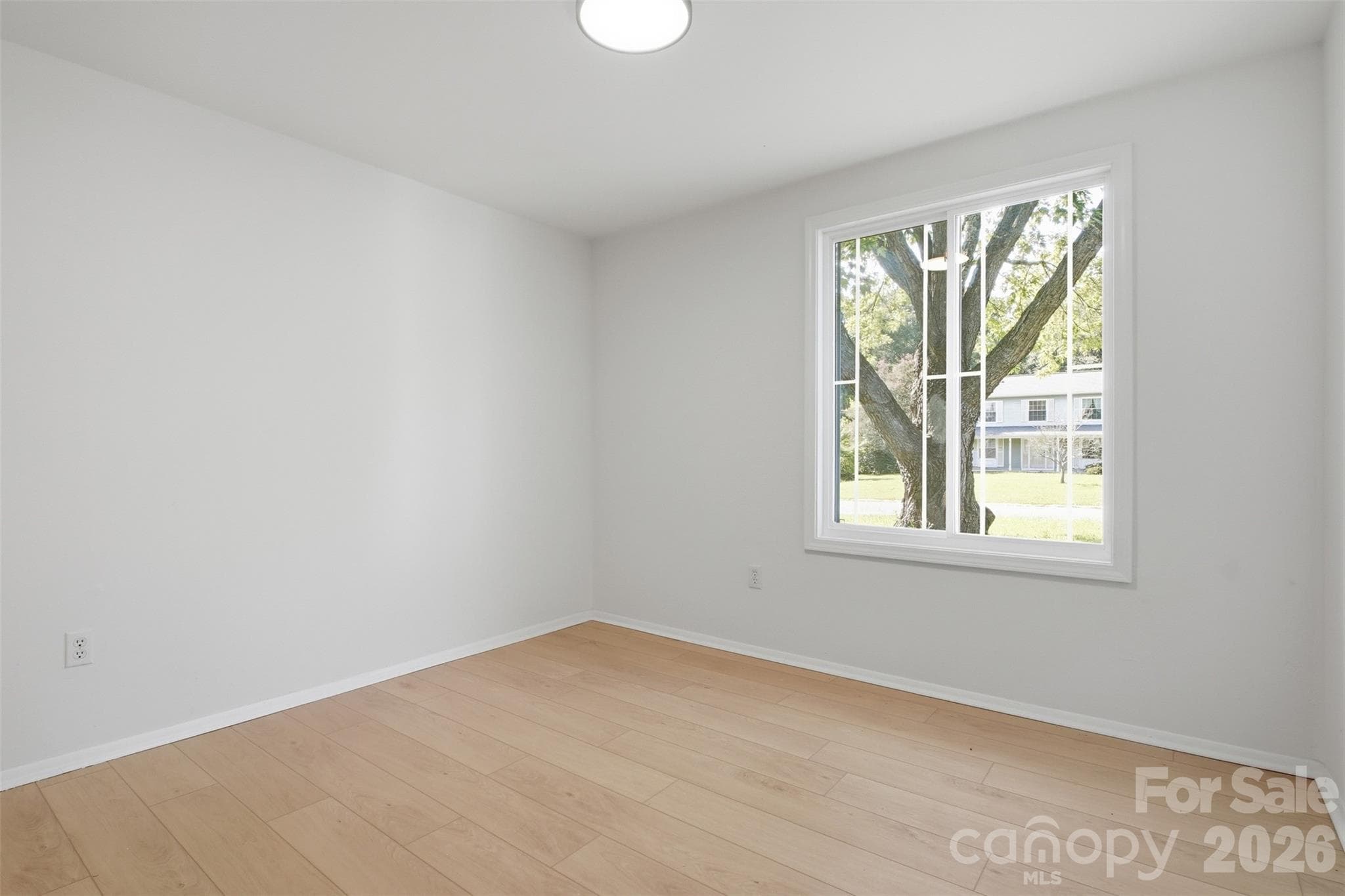 Single Family Residence at 2526 Nickelridge Court, Charlotte, photo 17 of 25