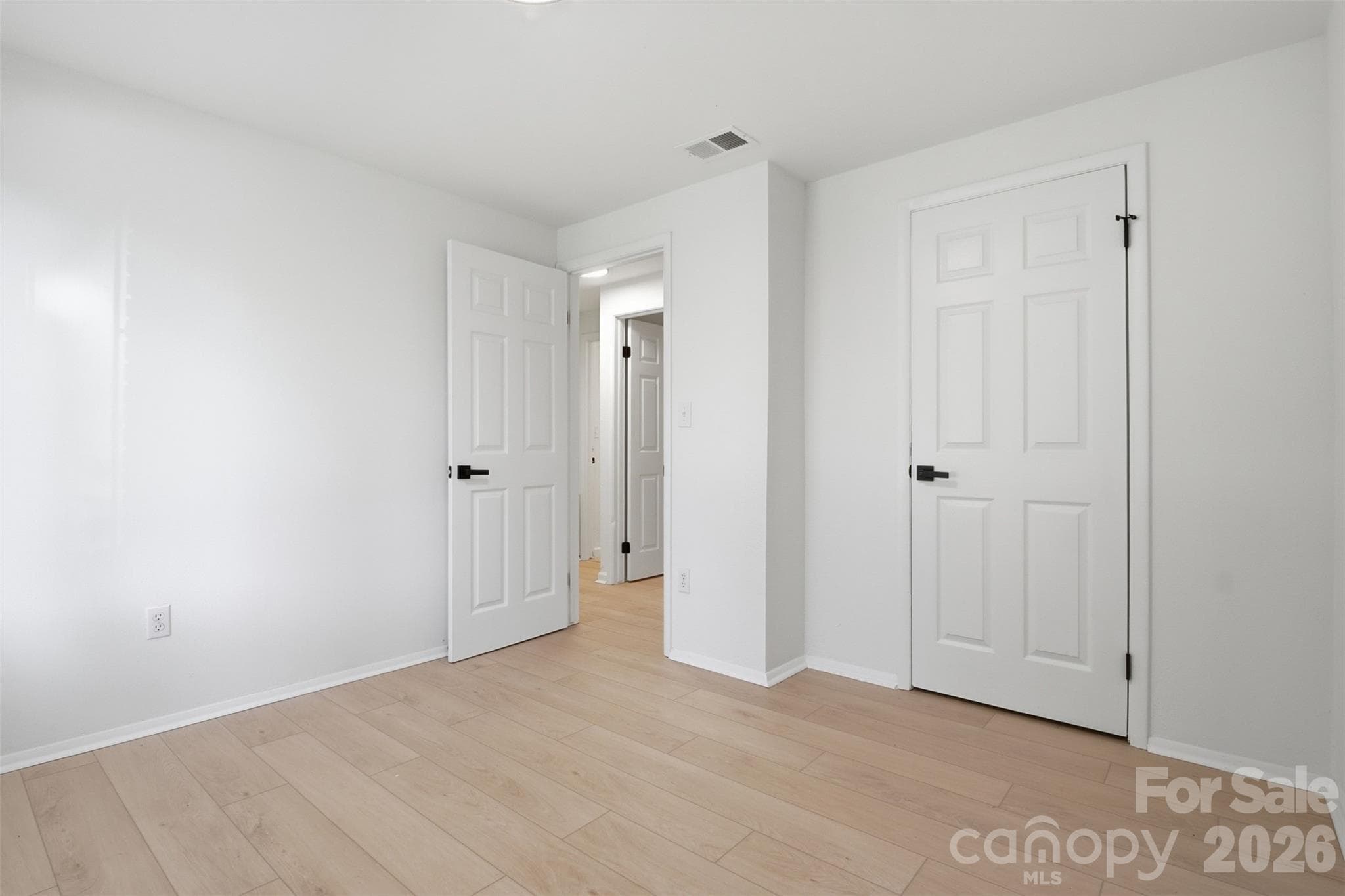 Single Family Residence at 2526 Nickelridge Court, Charlotte, photo 18 of 25