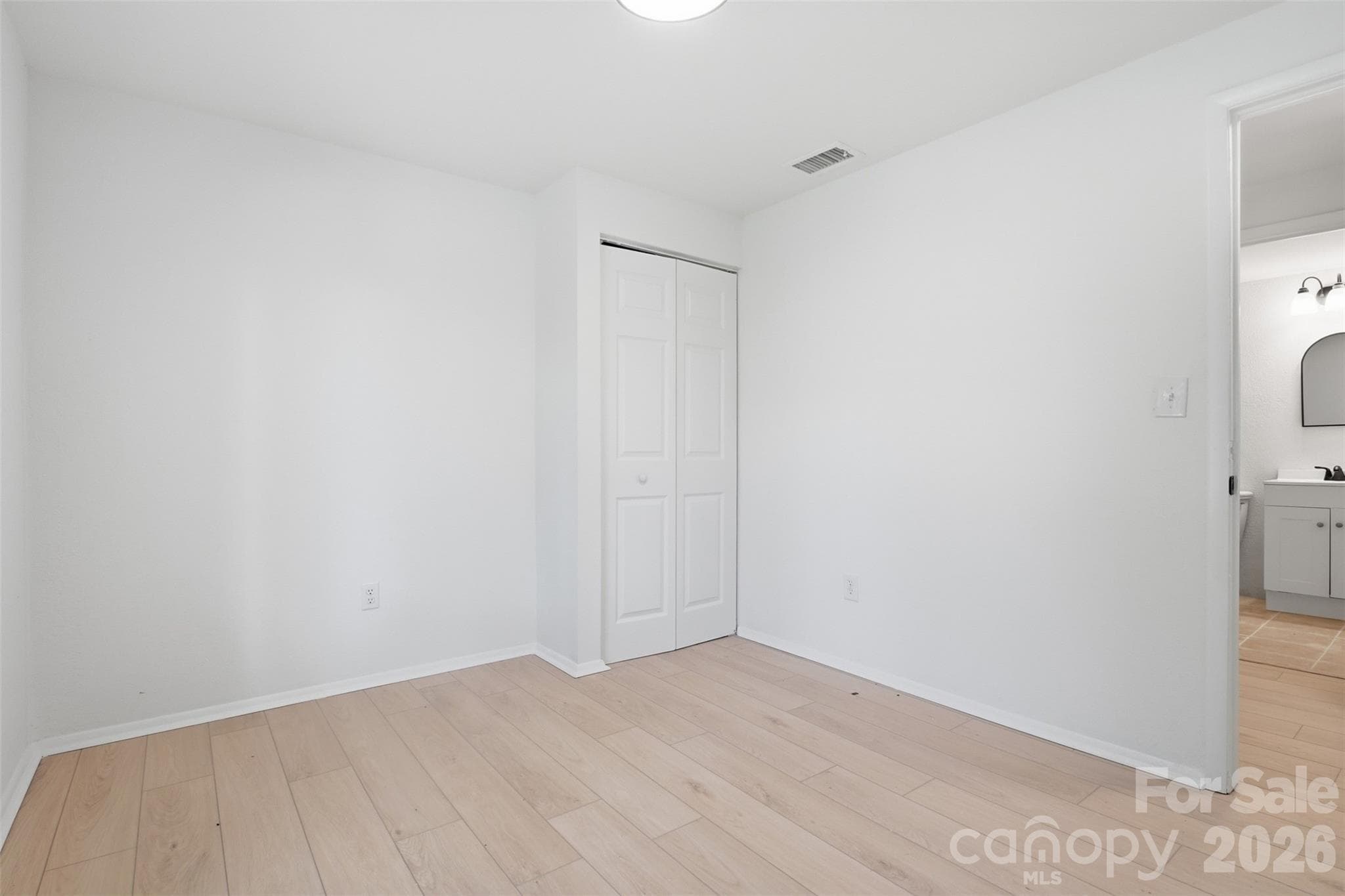 Single Family Residence at 2526 Nickelridge Court, Charlotte, photo 19 of 25
