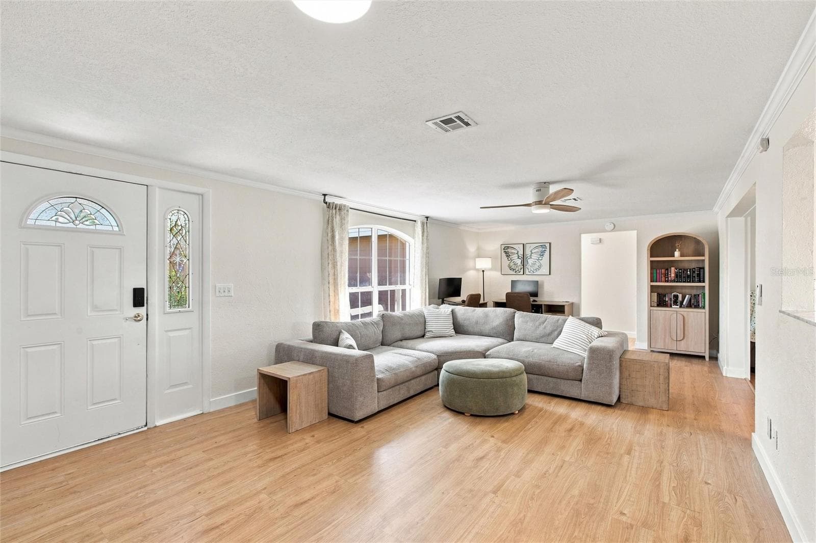 Living Room - 1509 BANYAN DR, VENICE