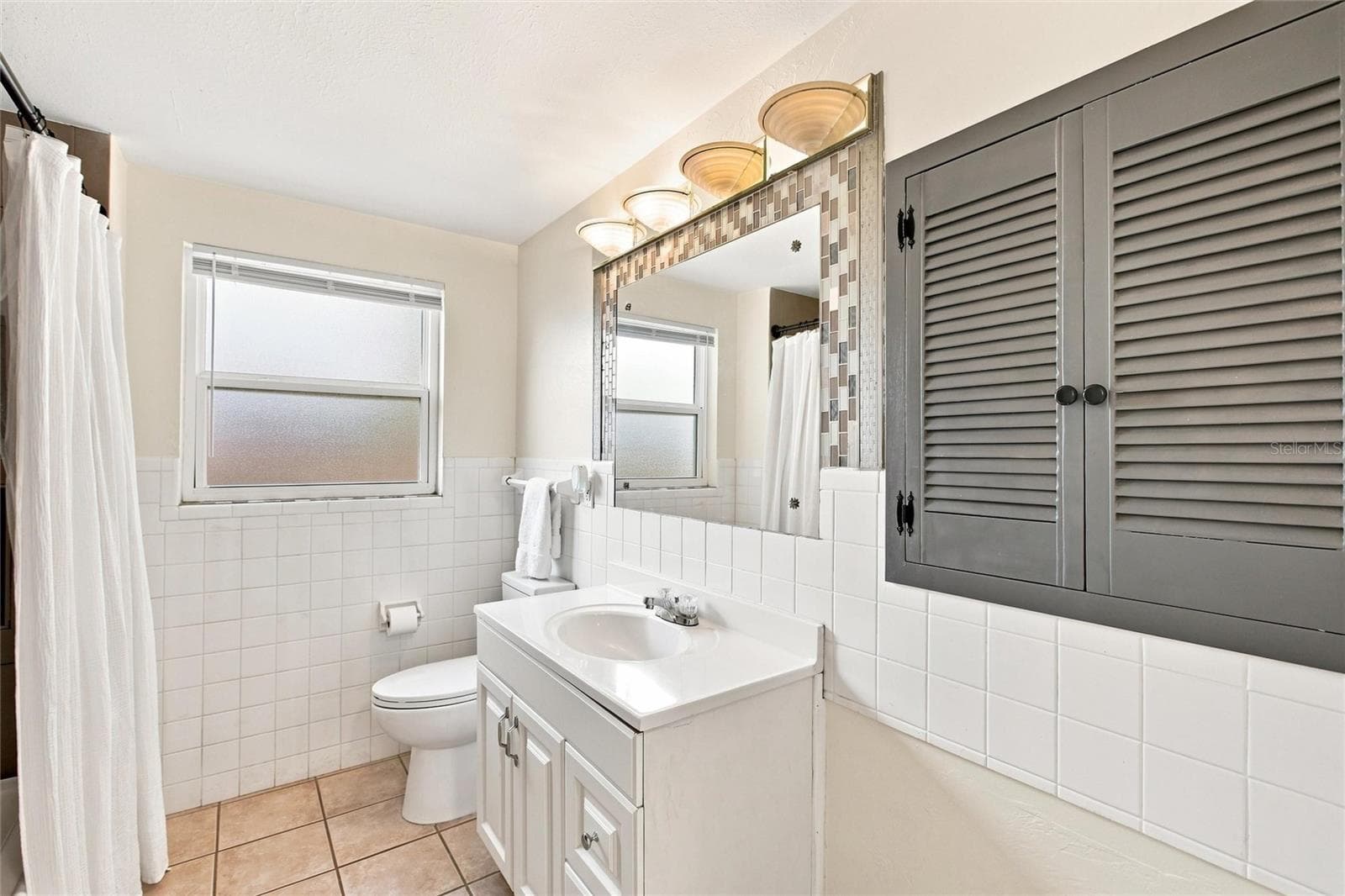 Bathroom - 1509 BANYAN DR, VENICE