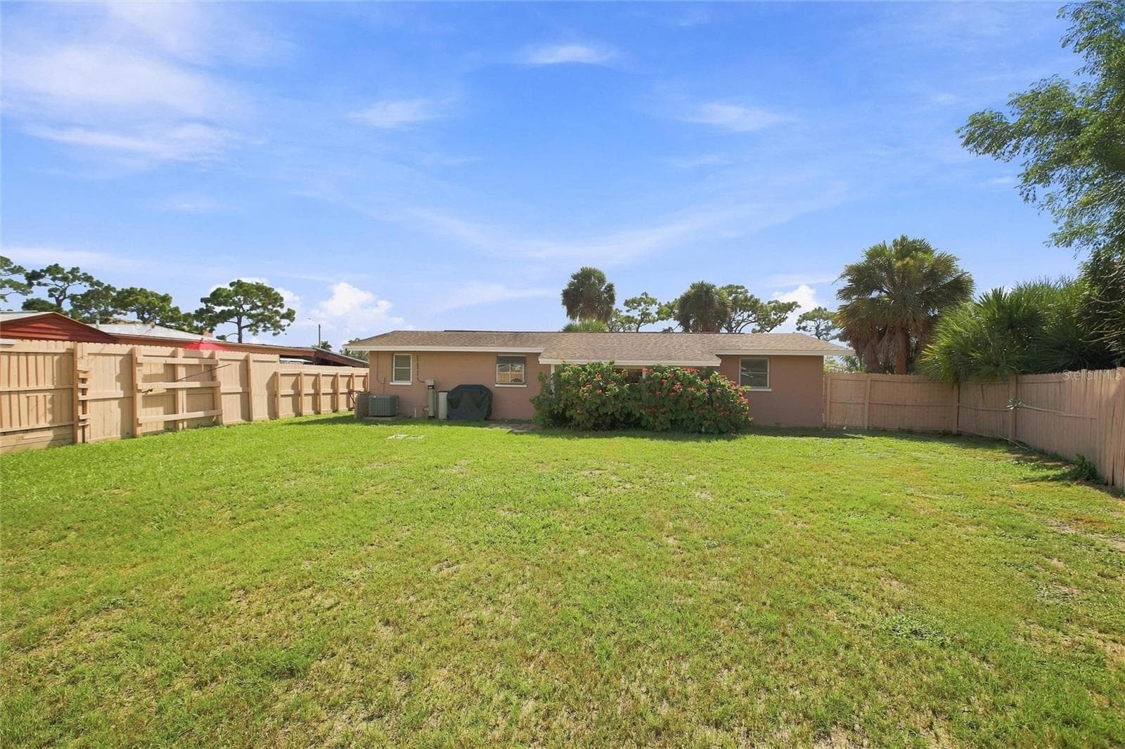 Single Family Residence at 1509 BANYAN DR, VENICE, photo 37 of 46