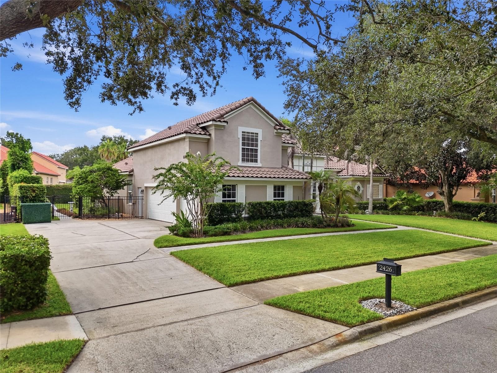 Single Family Residence at 2426 BAESEL VIEW DR, ORLANDO, photo 3 of 82