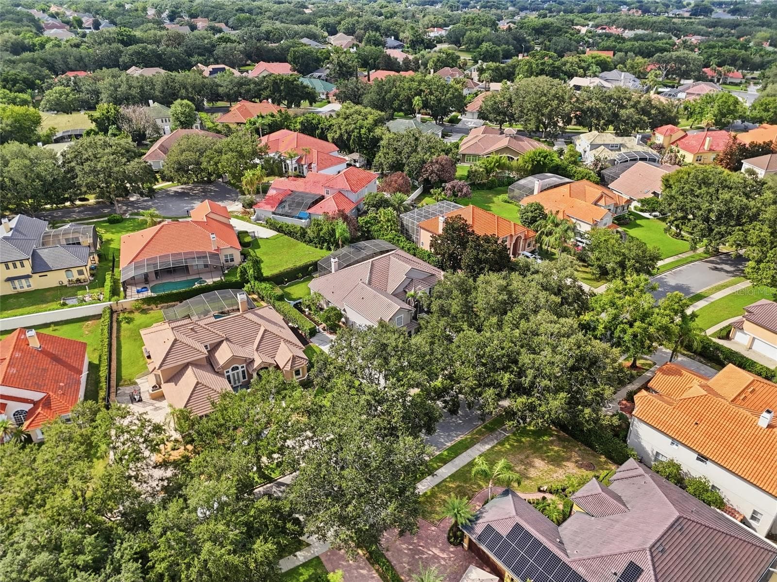 Single Family Residence at 2426 BAESEL VIEW DR, ORLANDO, photo 5 of 82