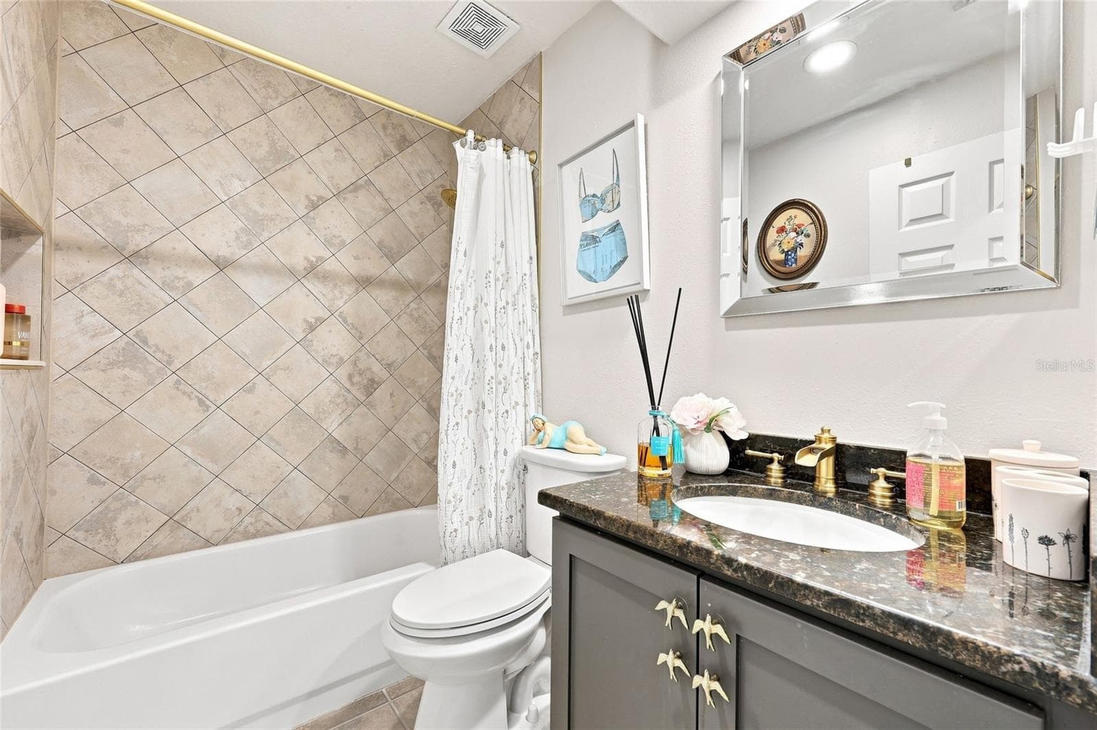 Single Family Residence at 2426 BAESEL VIEW DR, ORLANDO, photo 56 of 82
