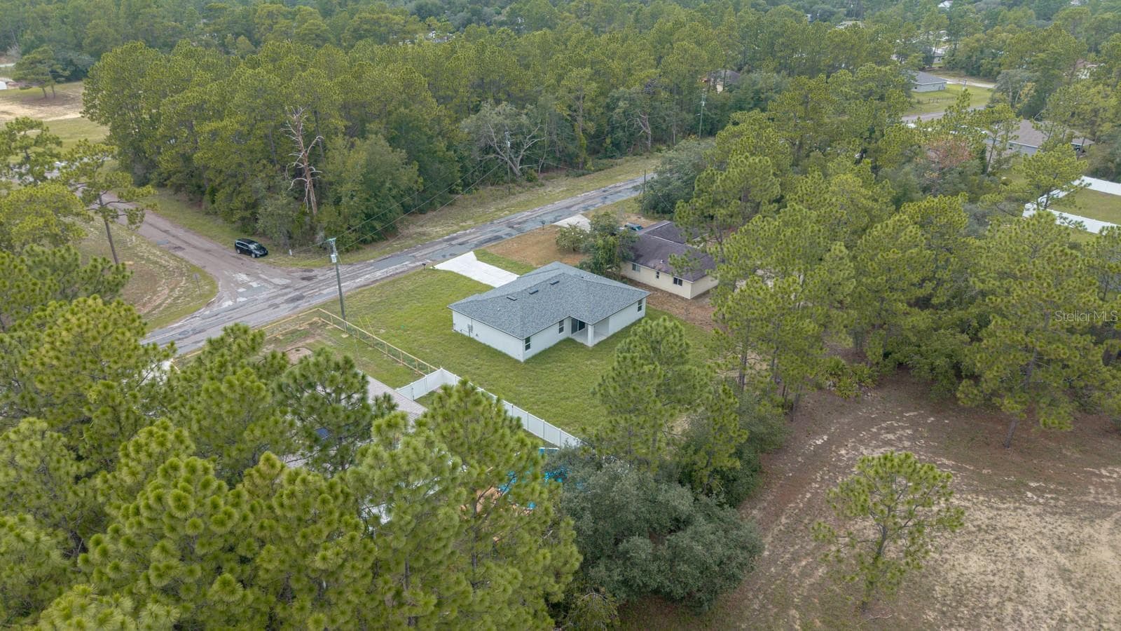 Single Family Residence at 9481 N STAFFORD DR, CITRUS SPRINGS, photo 9 of 32