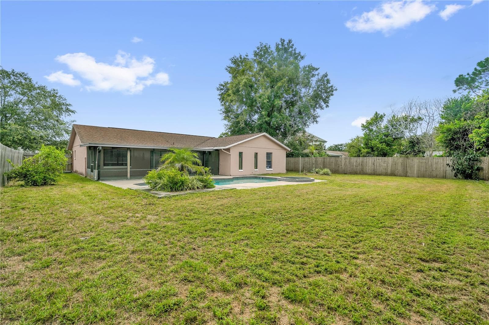 Spacious fenced yard - 5165 FORMBY DR, ORLANDO