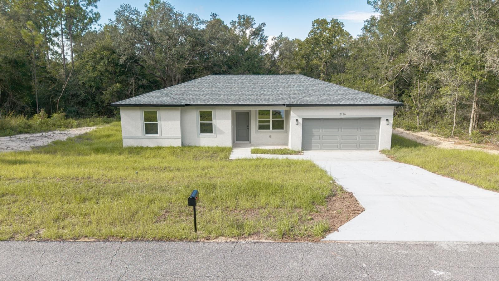Single Family Residence at 2126 W CHARLENE PL, DUNNELLON, photo 2 of 34