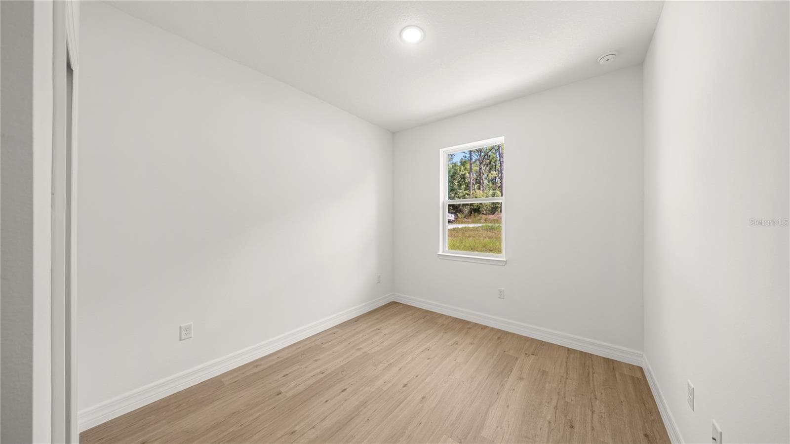 Single Family Residence at 2126 W CHARLENE PL, DUNNELLON, photo 21 of 34
