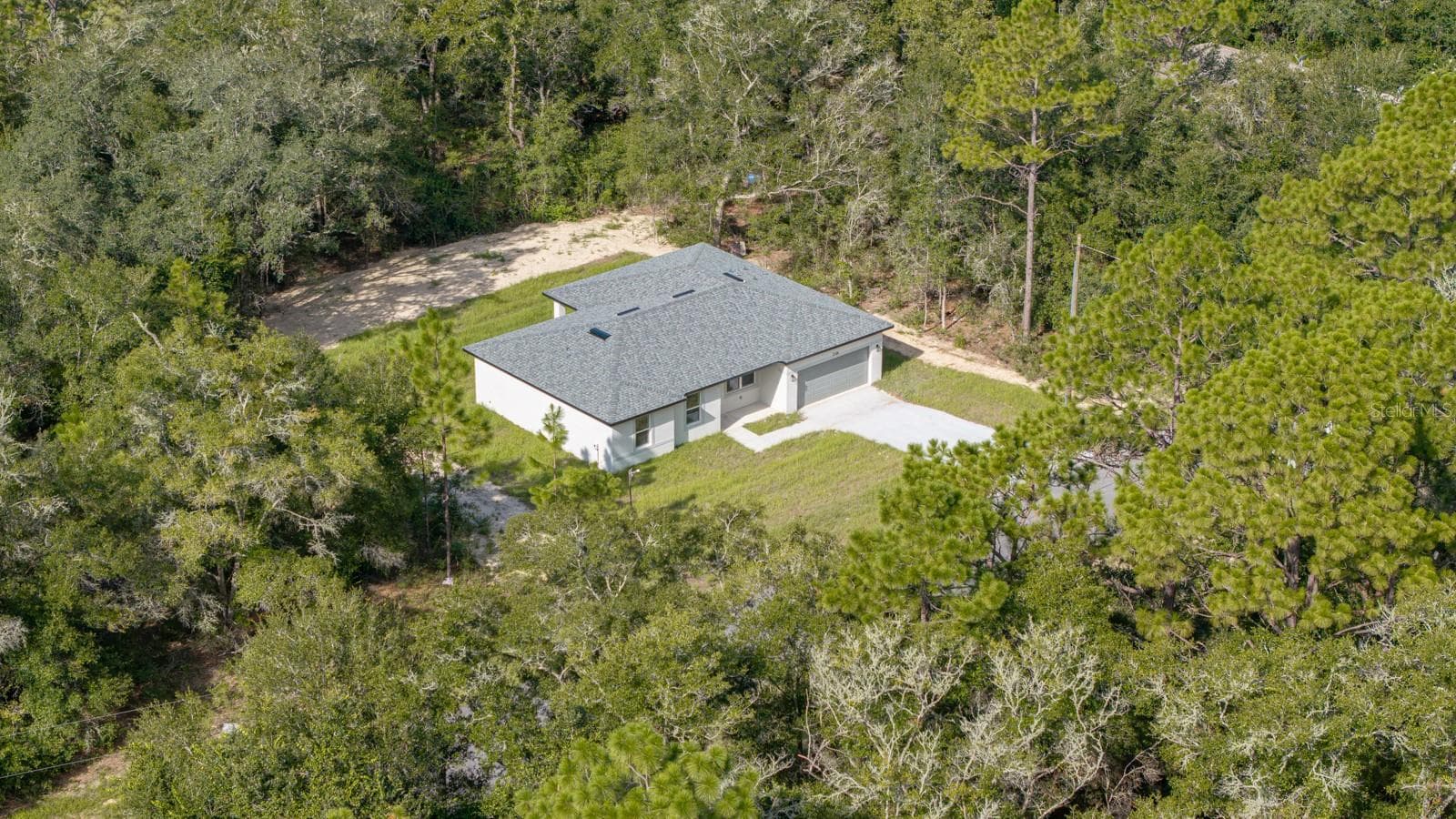 Single Family Residence at 2126 W CHARLENE PL, DUNNELLON, photo 31 of 34