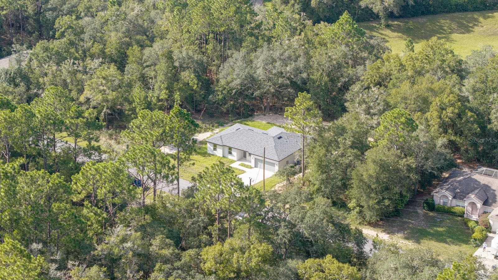 Single Family Residence at 2126 W CHARLENE PL, DUNNELLON, photo 32 of 34