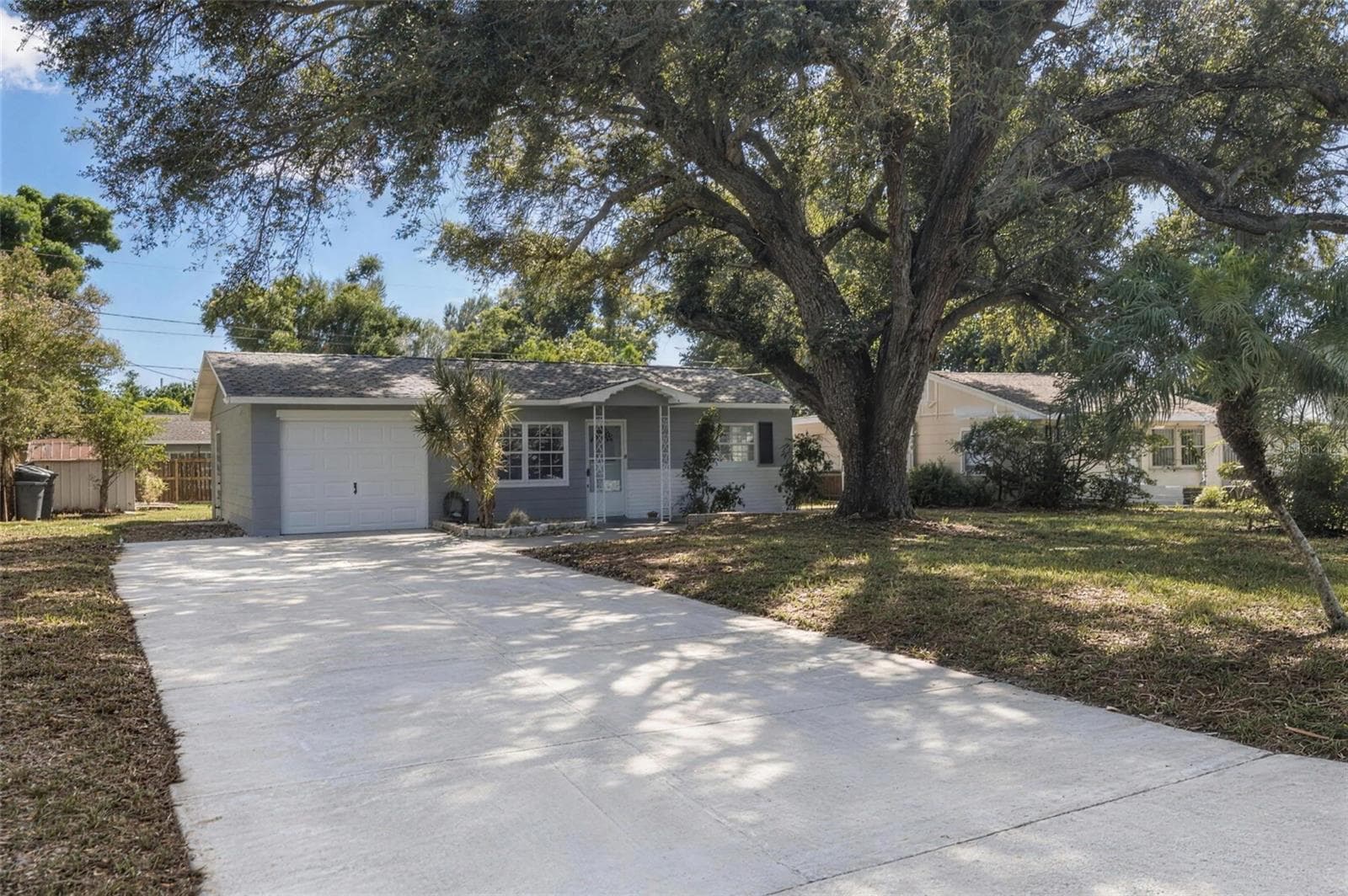 Single Family Residence at 5392 44TH AVE N, ST PETERSBURG, photo 2 of 23