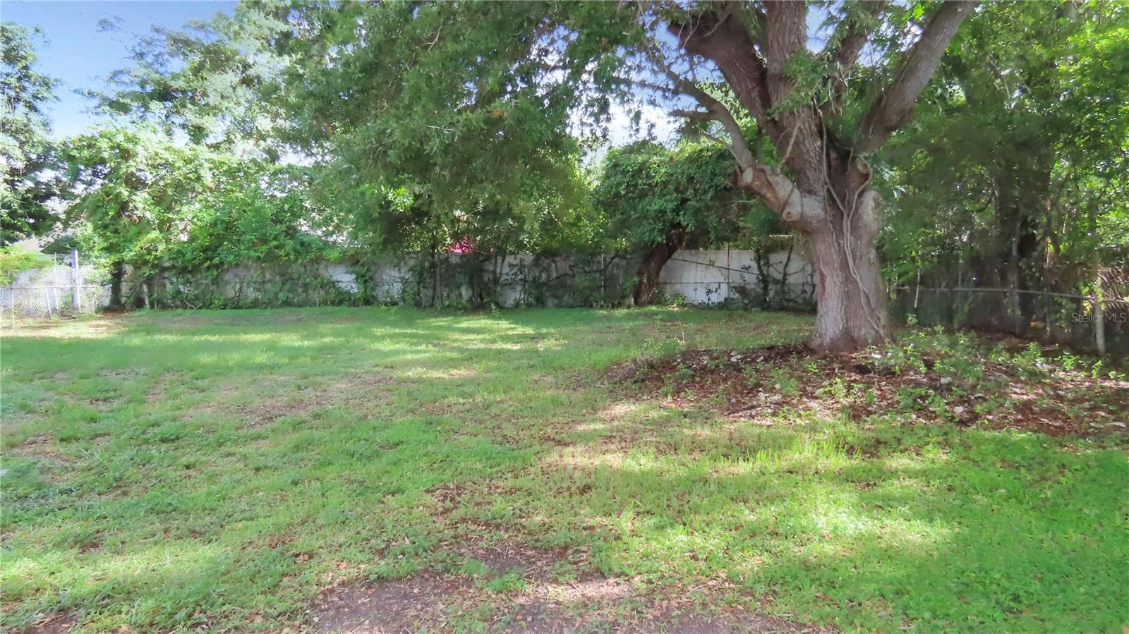 Single Family Residence at 1241 NICHOLSON ST, CLEARWATER, photo 32 of 34