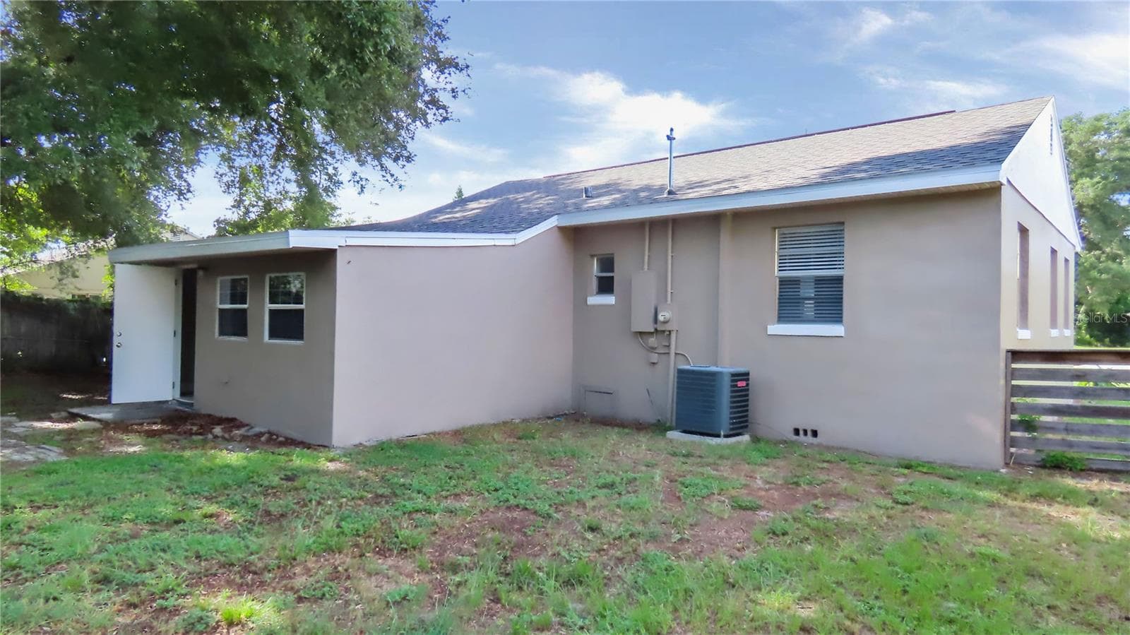 Single Family Residence at 1241 NICHOLSON ST, CLEARWATER, photo 29 of 34