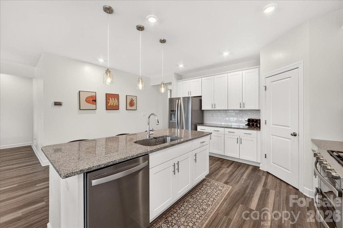 Single Family Residence at 4420 Bright Road, Charlotte, photo 15 of 48