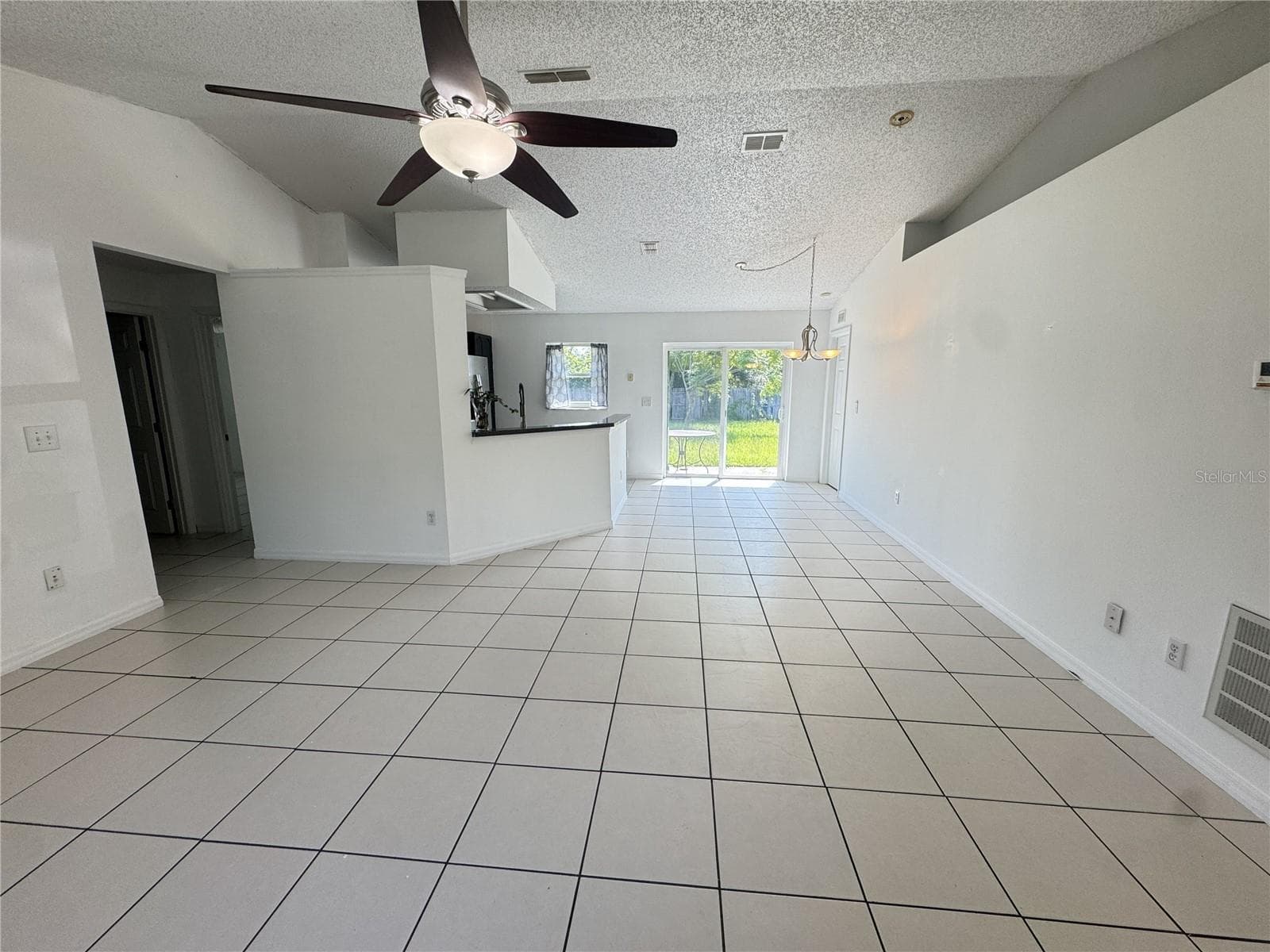 Single Family Residence at 393 WALNUT AVE, ORANGE CITY, photo 27 of 48
