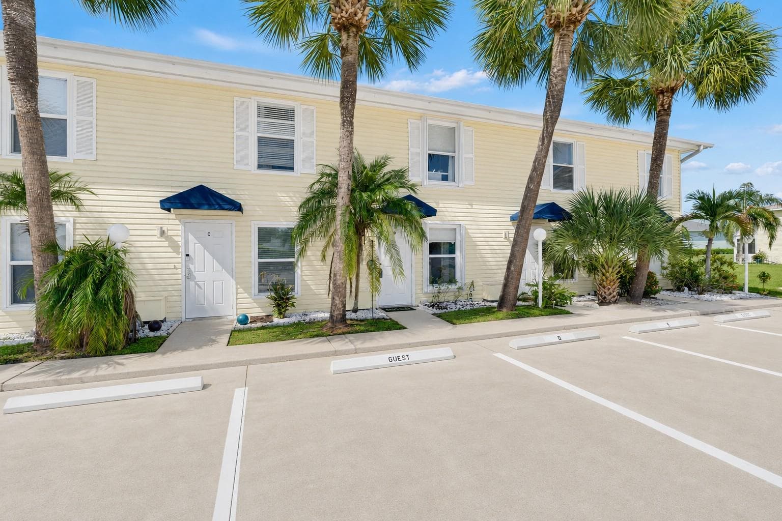 Townhouse at 26310 RAMPART BLVD #504, PUNTA GORDA, photo 7 of 36