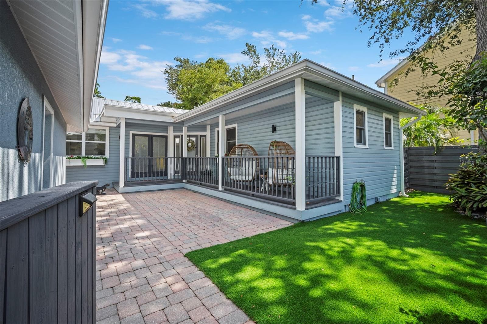 Covered Porch - 1841 LAUREL ST, SARASOTA
