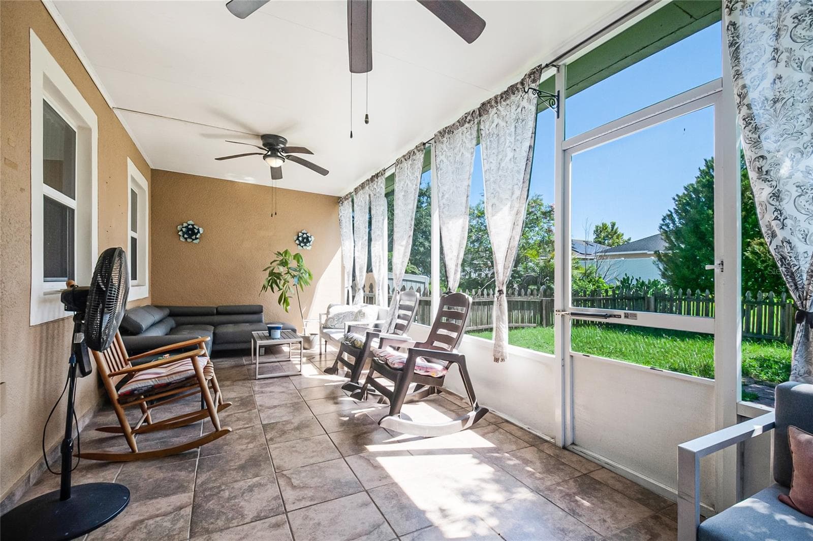 Single Family Residence at 2843 JASPER RUN, KISSIMMEE, photo 32 of 41