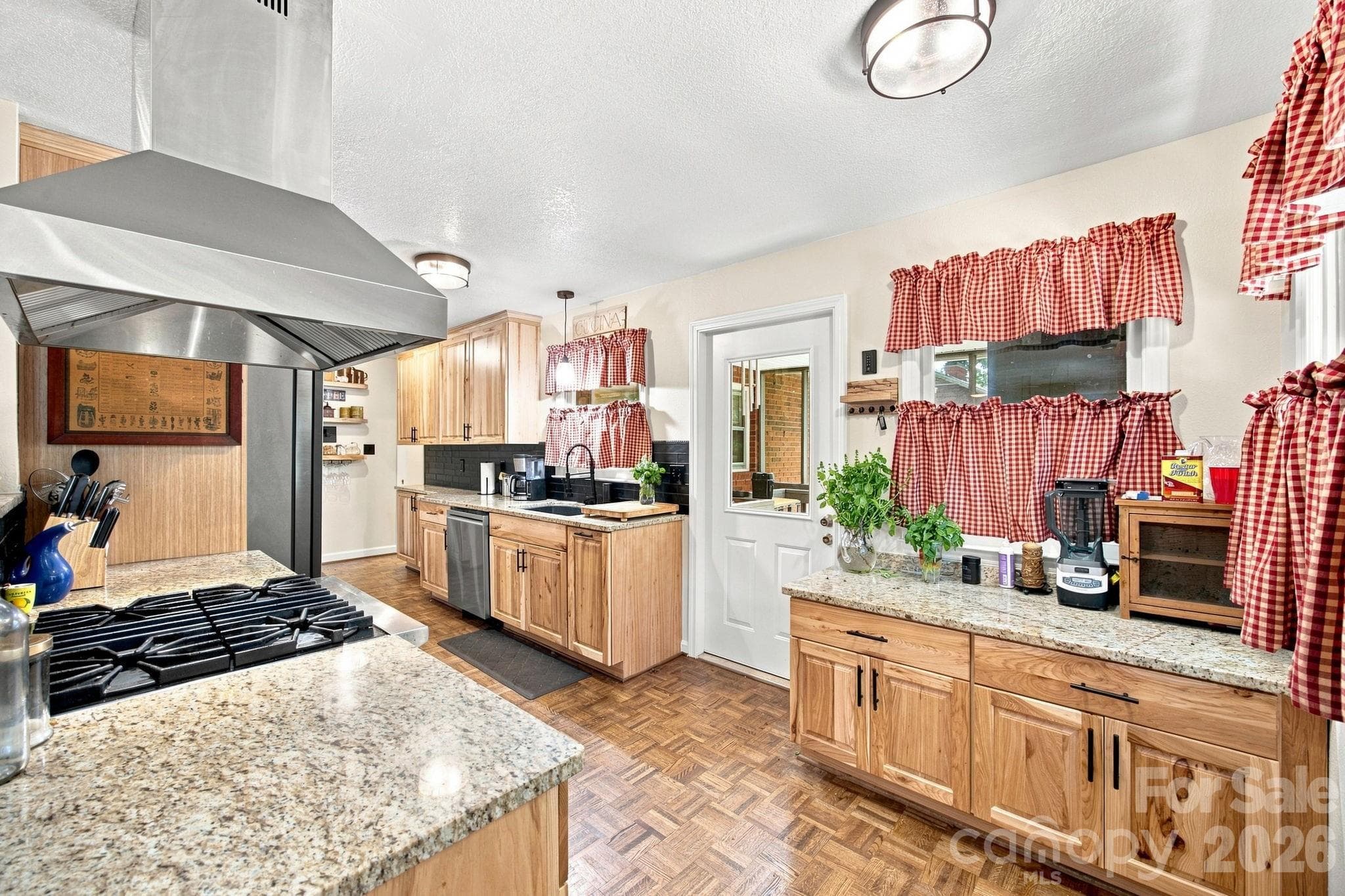 Single Family Residence at 305 Heritage Circle, Statesville, photo 13 of 38