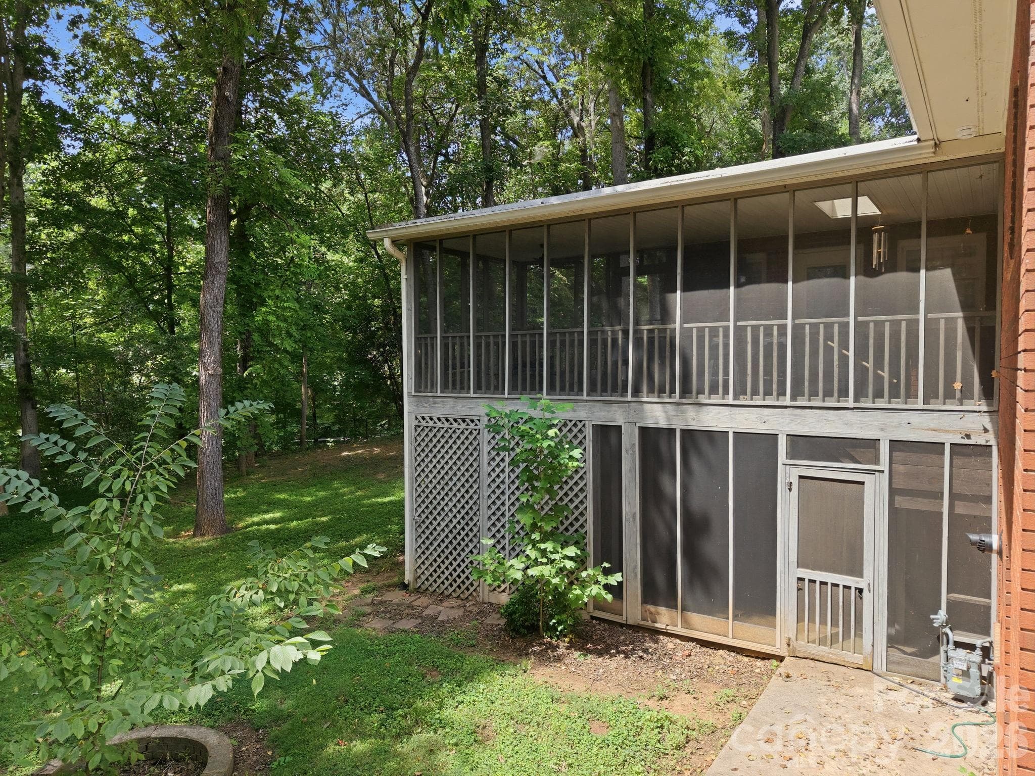 Single Family Residence at 305 Heritage Circle, Statesville, photo 37 of 38