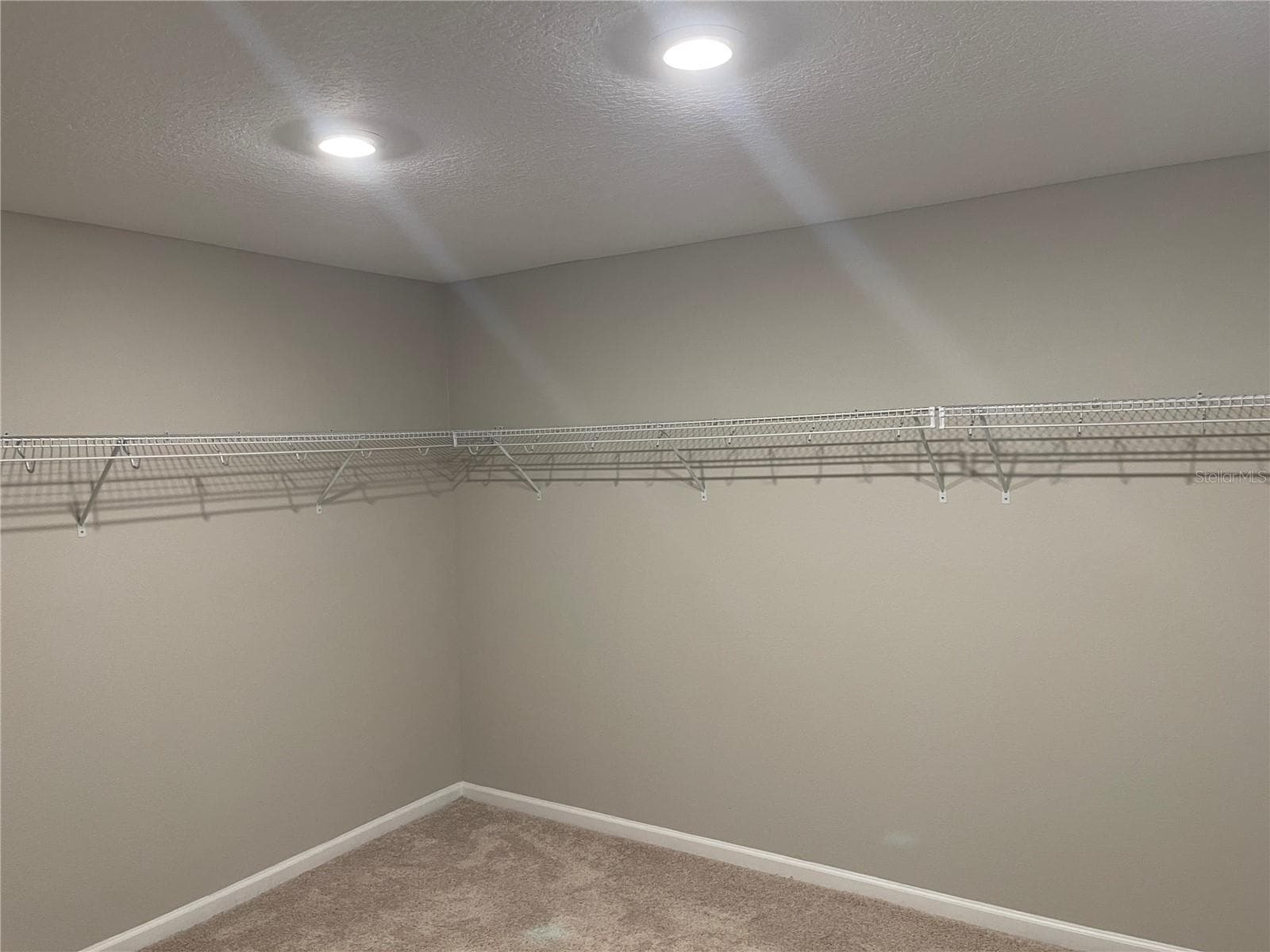 Owners Walking Closet - 2994 GAVIN SKY DR, KISSIMMEE