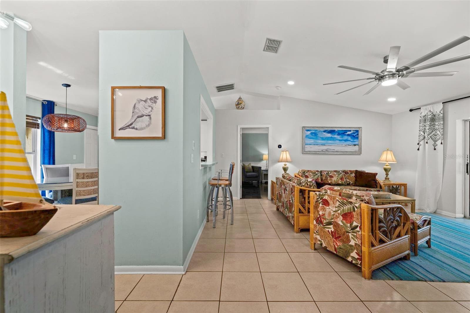 Living room and kitchen/dining - 3112 SW 16TH PL, CAPE CORAL