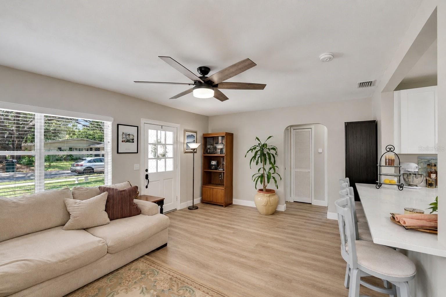 Single Family Residence at 1623 SAN MATEO DR, DUNEDIN, photo 6 of 37