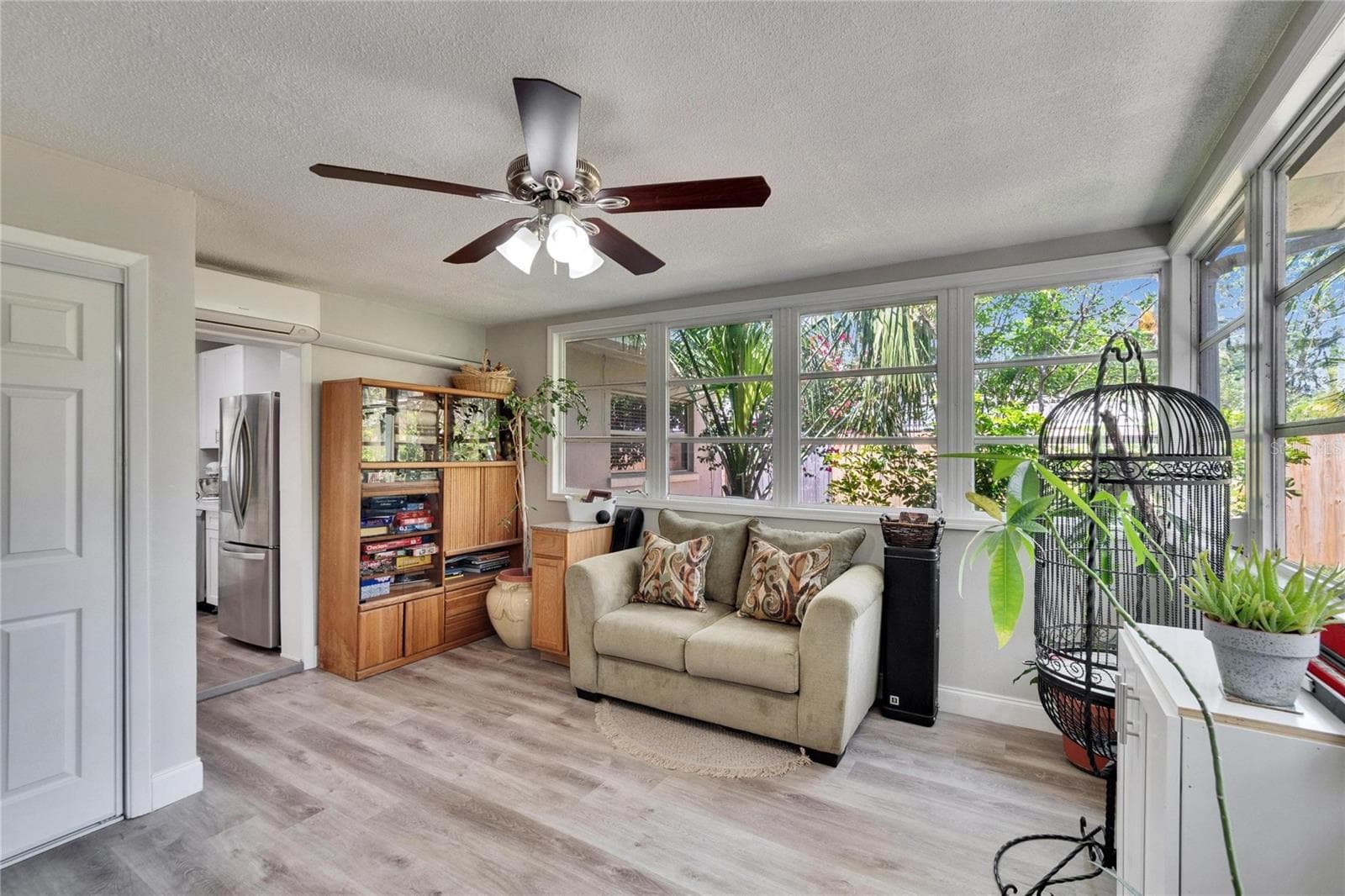 Single Family Residence at 1623 SAN MATEO DR, DUNEDIN, photo 17 of 37