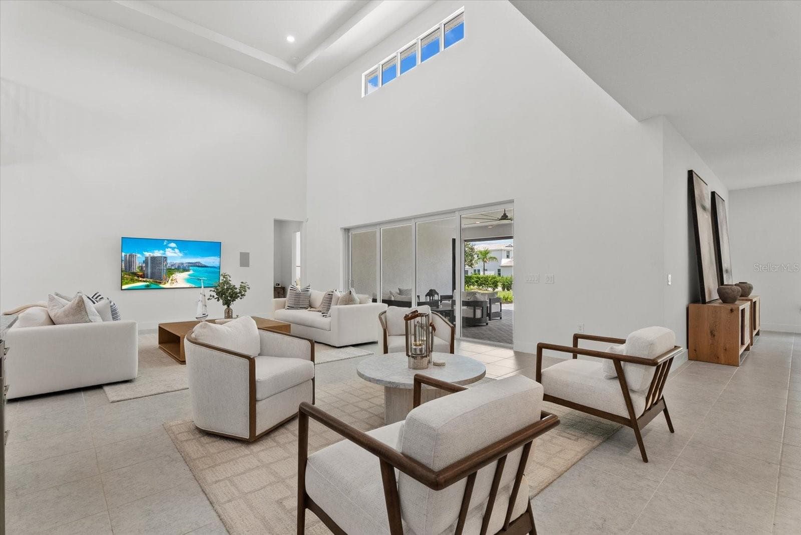 Conversation Room - 8129 NEVIS RUN, LAKEWOOD RANCH