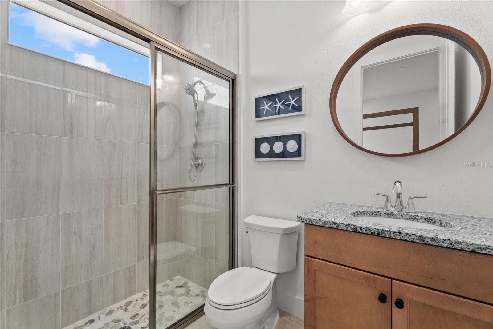 Ensuite Bath - 8129 NEVIS RUN, LAKEWOOD RANCH