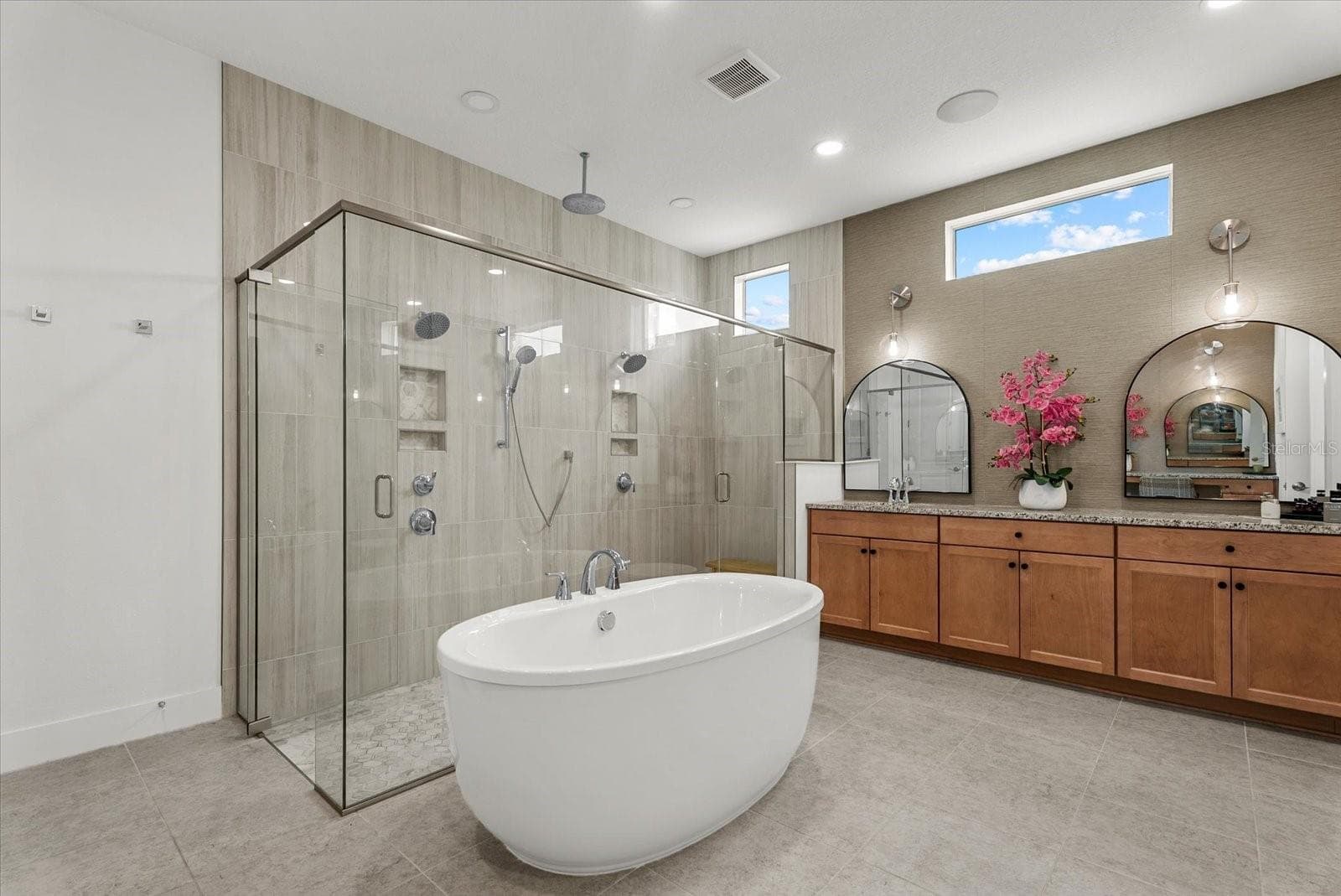 Primary Bathroom - 8129 NEVIS RUN, LAKEWOOD RANCH
