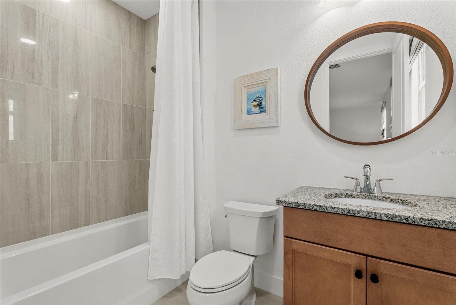Ensuite Bath - 8129 NEVIS RUN, LAKEWOOD RANCH